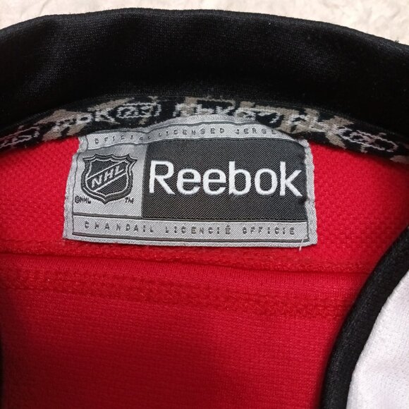 NHL Hockey Reebok Center Ice Sports Athletic Jersey Youth Chicago Blackhawks - Picture 7 of 9